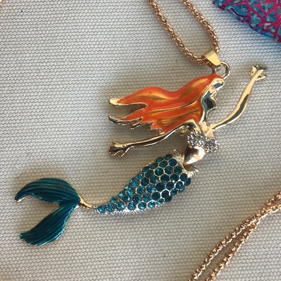 Boutique NEW - mermaid bling rhinestone necklace - Picture 4 of 5
